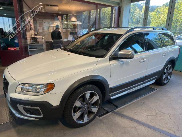 Volvo XC70 2.4D Momentum AWD (Heico Sportiv)