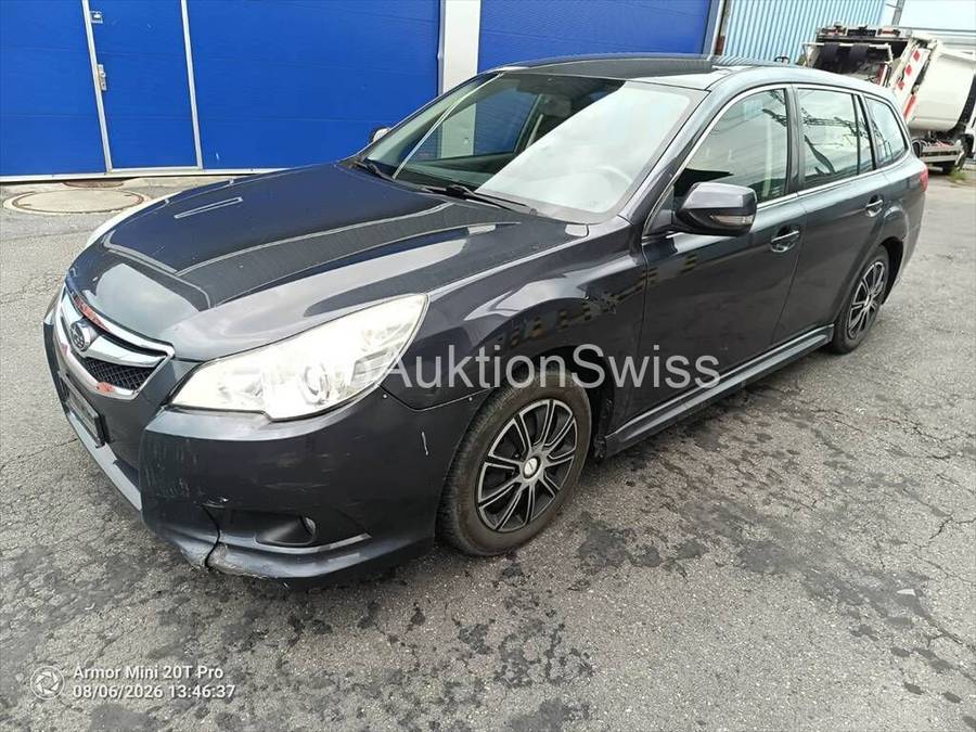 Subaru Legacy 2.0i AWD