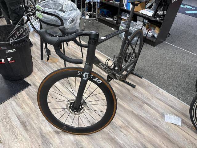 Scott Addict RC Ultimate Carbon / DT Swiss Rad