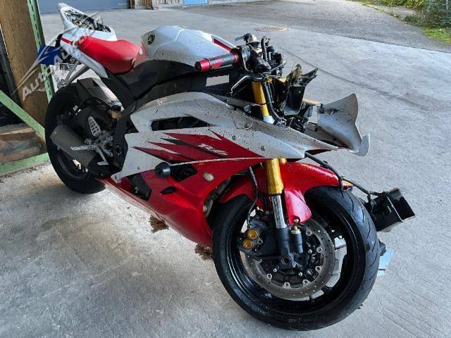 Yamaha YZF R6