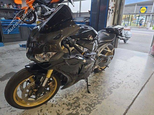 Honda CBR 1000 RA ABS Fireblade