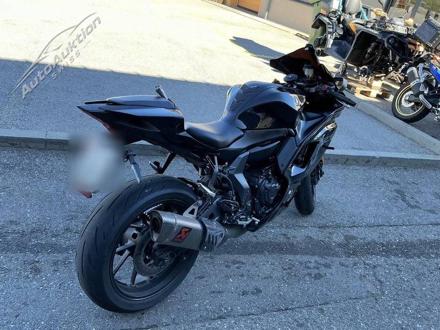 Yamaha R7 ABS, 73 PS