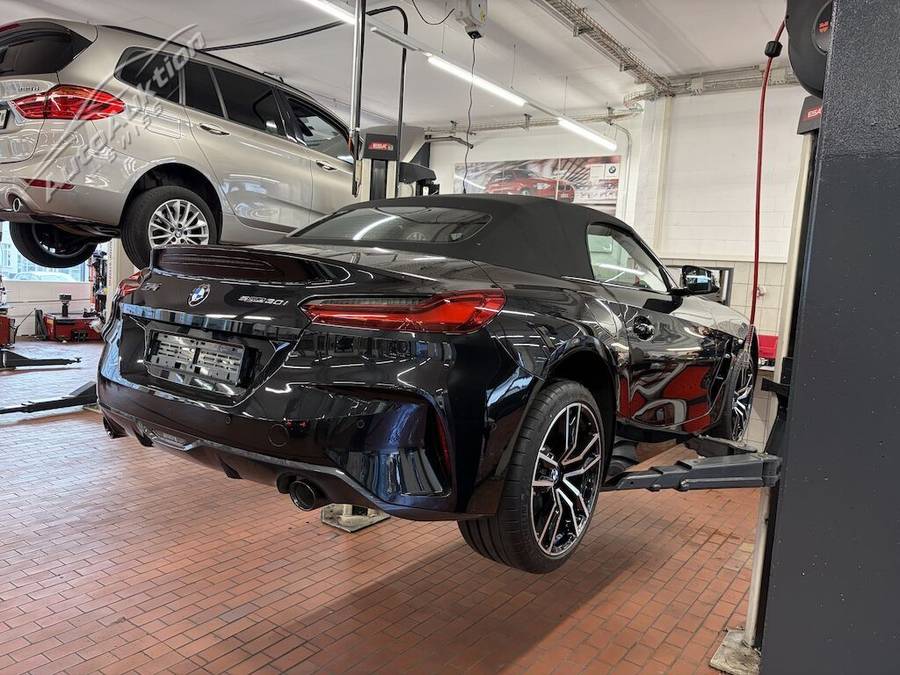 BMW Z4 30i