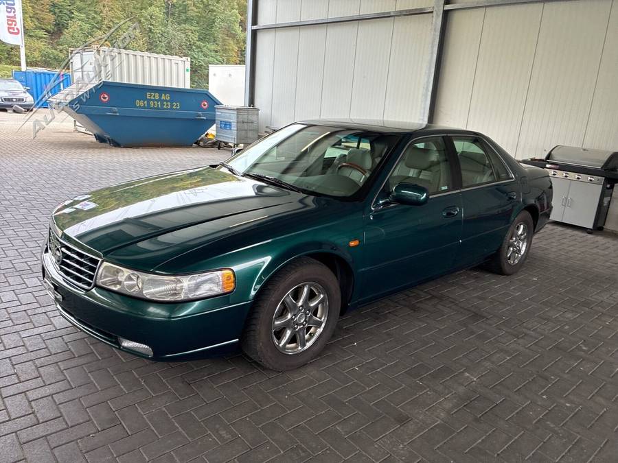 CADILLAC Seville STS