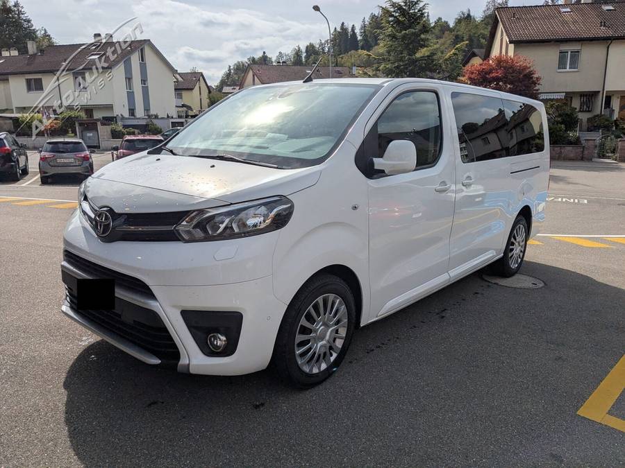 TOYOTA Proace