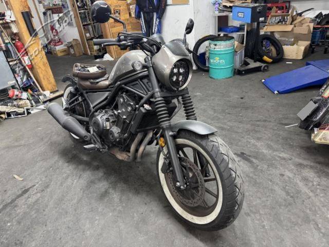 Honda CMX 500 Rebel