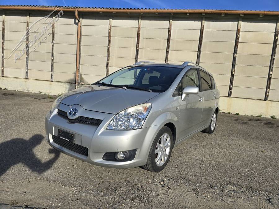 TOYOTA COROLLA VERSO 1.8