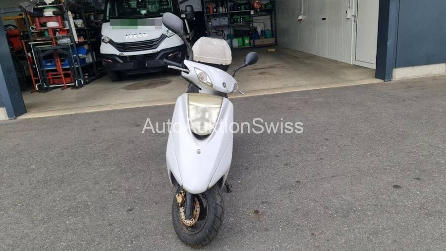 Yamaha XC 125 E Vity 0.1, 8 PS