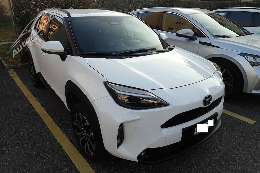 TOYOTA YARIS CROSS 1.5 TREND