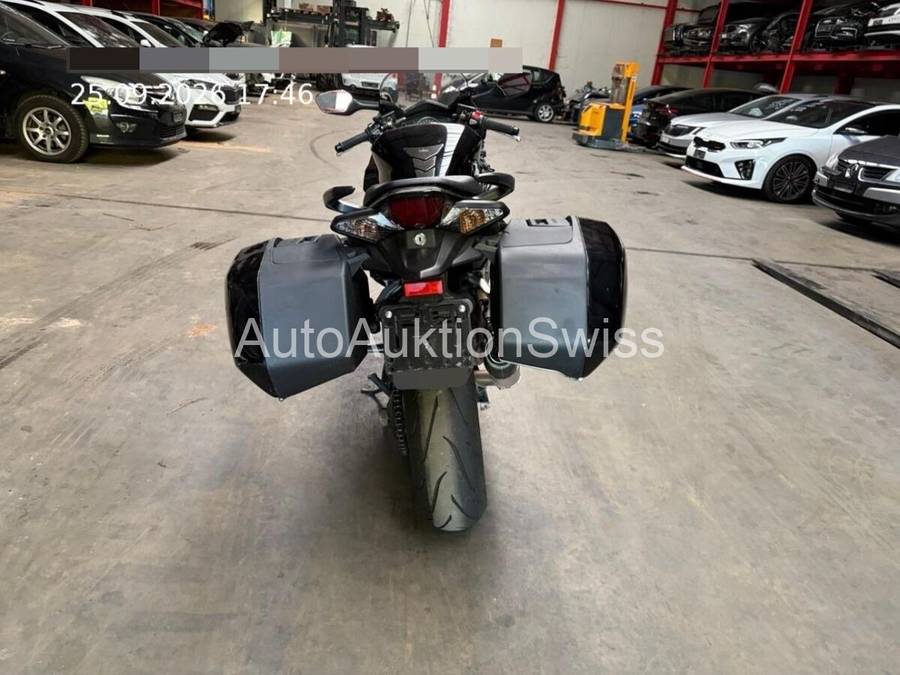 HONDA VFR 800 F ABS, 106 PS