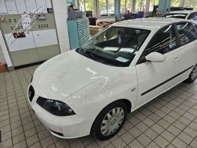 SEAT Ibiza 1.2 12V Reference, 69 PS