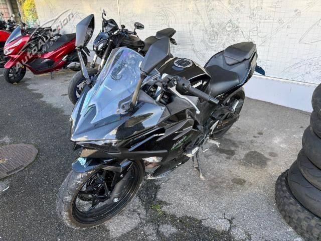 Kawasaki Ninja 500