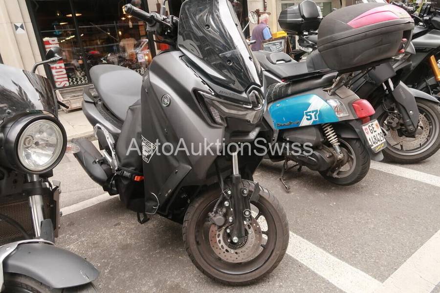 Yamaha N-Max 125