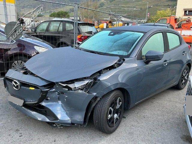 Mazda 2 SKYACTIV-G 90 CENTER-LI Limousine