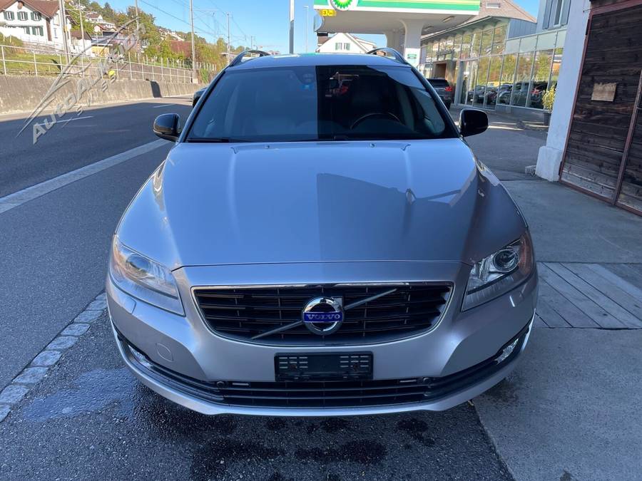 VOLVO V70 D4