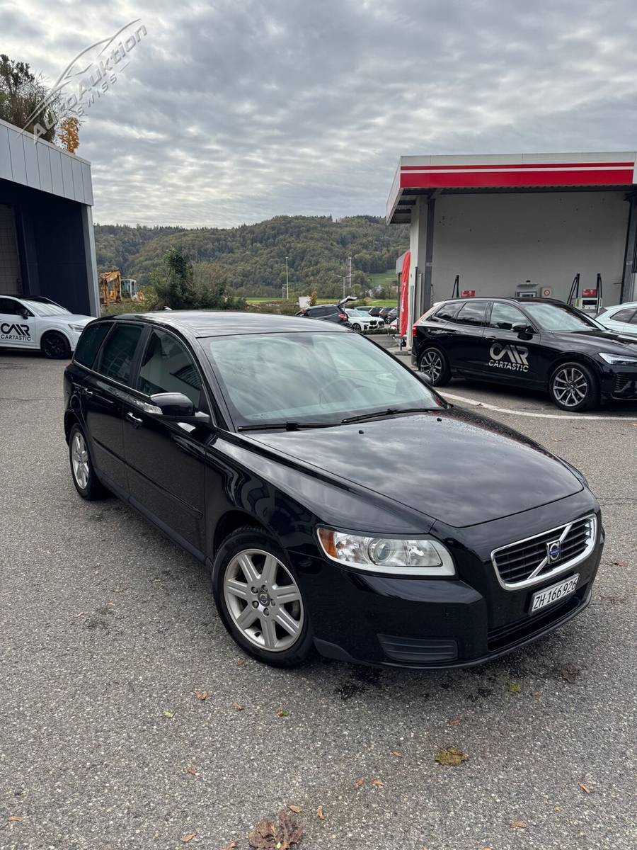 VOLVO V50 1,6