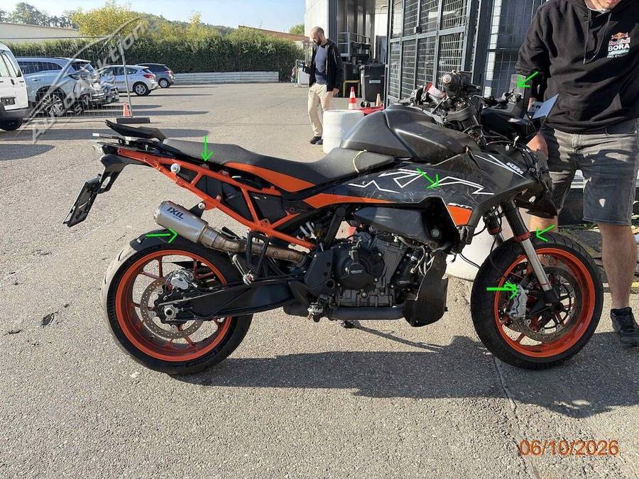 KTM 890 SMT