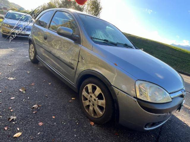 Opel Corsa 1.4i 16V Elegance