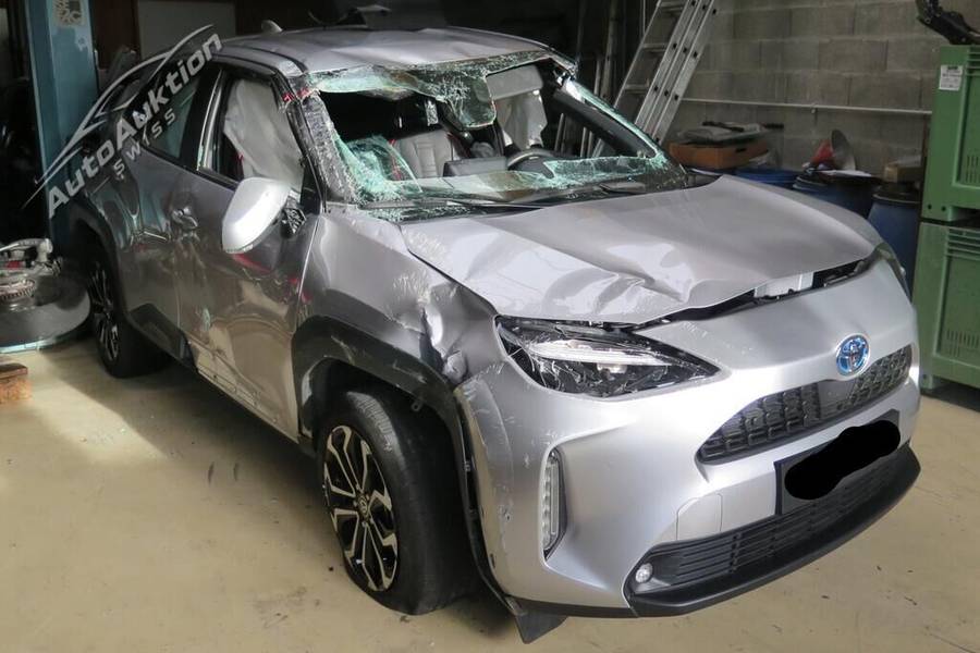 Toyota Yaris Cross 15 HSD AWD