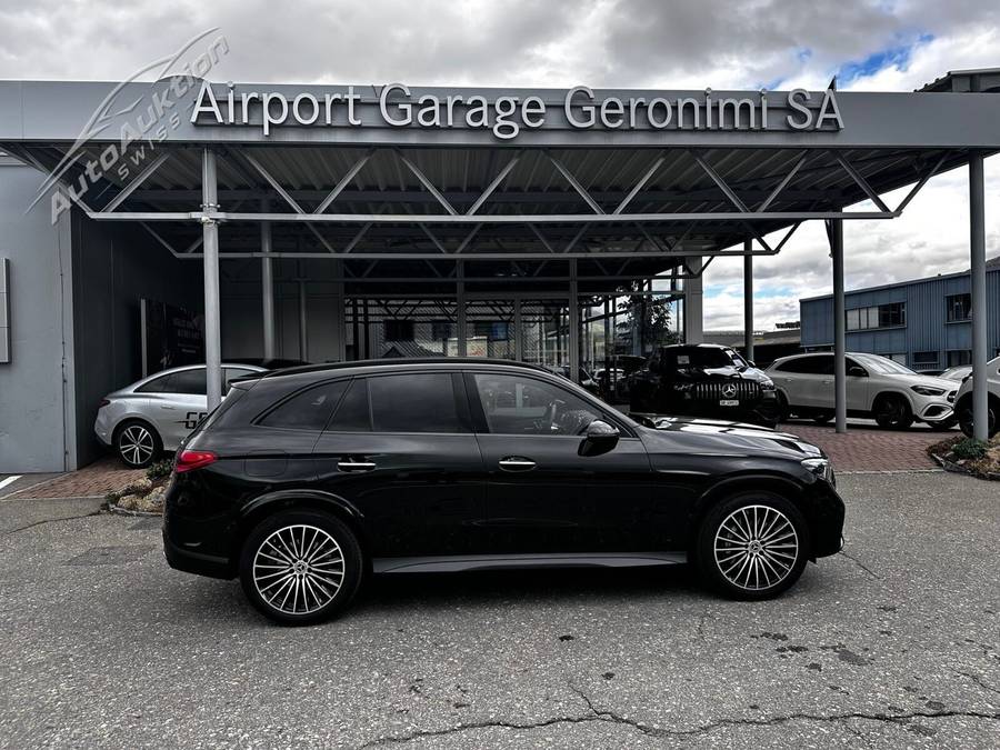 MERCEDES-BENZ GLC 300 4MATIC AMG Line