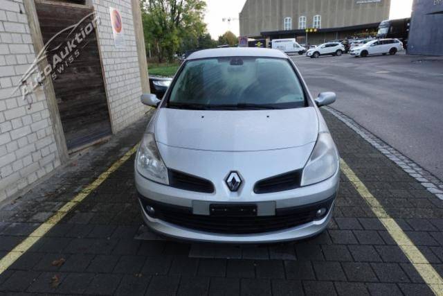Renault Clio 1.6 16V Privilège