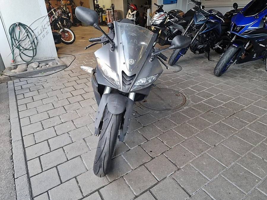 YAMAHA YZF-R 125