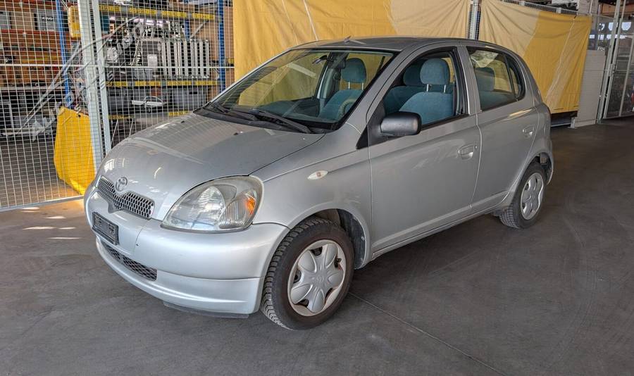 TOYOTA Yaris 1.0