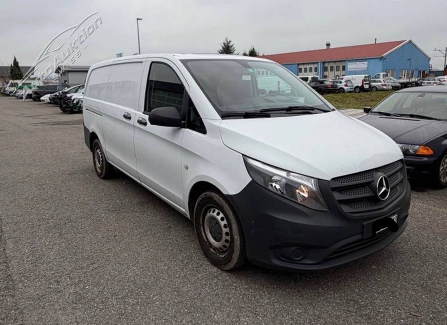 MERCEDES-BENZ Vito 111 CDI