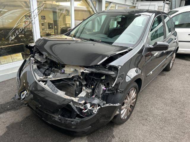 Renault Clio 2.0 16V Exception