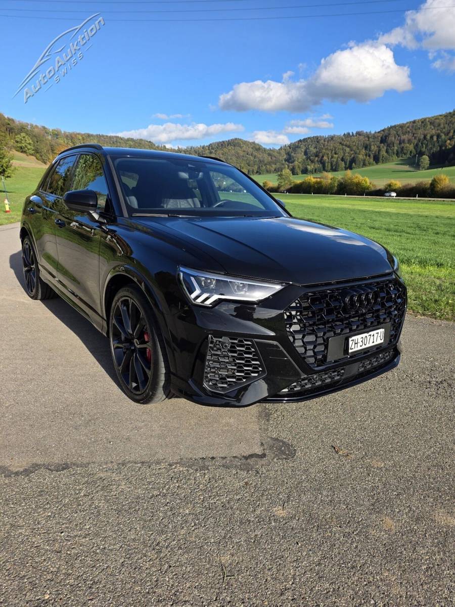 AUDI RS Q3