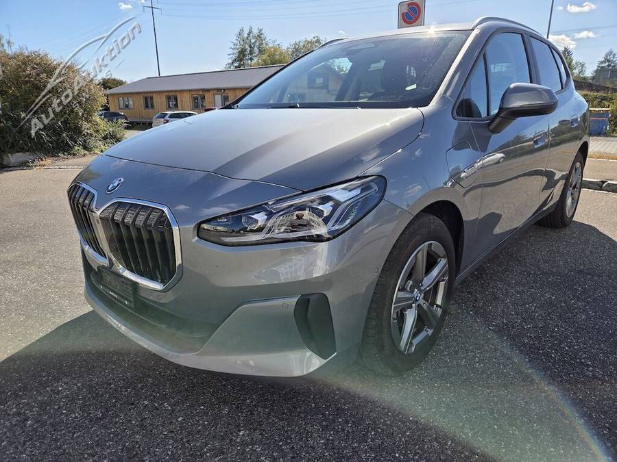 BMW 225e xDrive A.T.