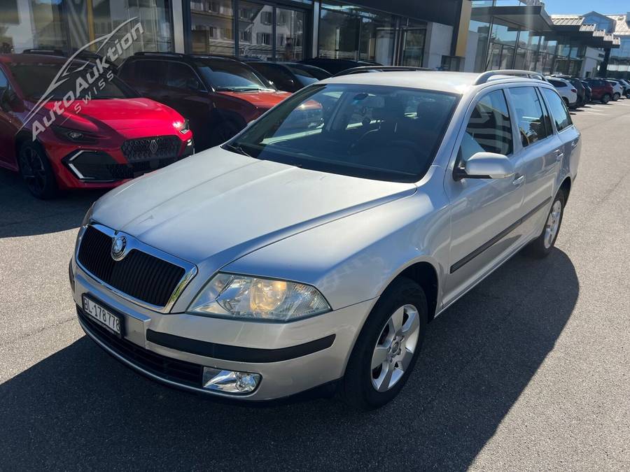 SKODA Octavia Combi 4x4