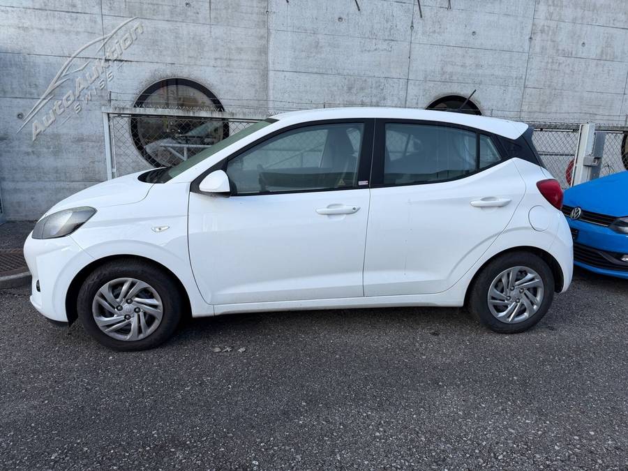 HYUNDAI i10 1.0 PE