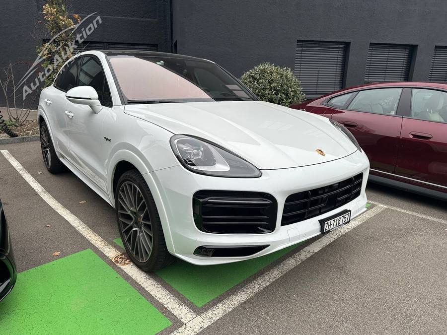PORSCHE Cayenne E-Hybrid
