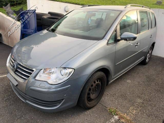 VW Touran 2.0 TDI DPF 140 Trendline DSG