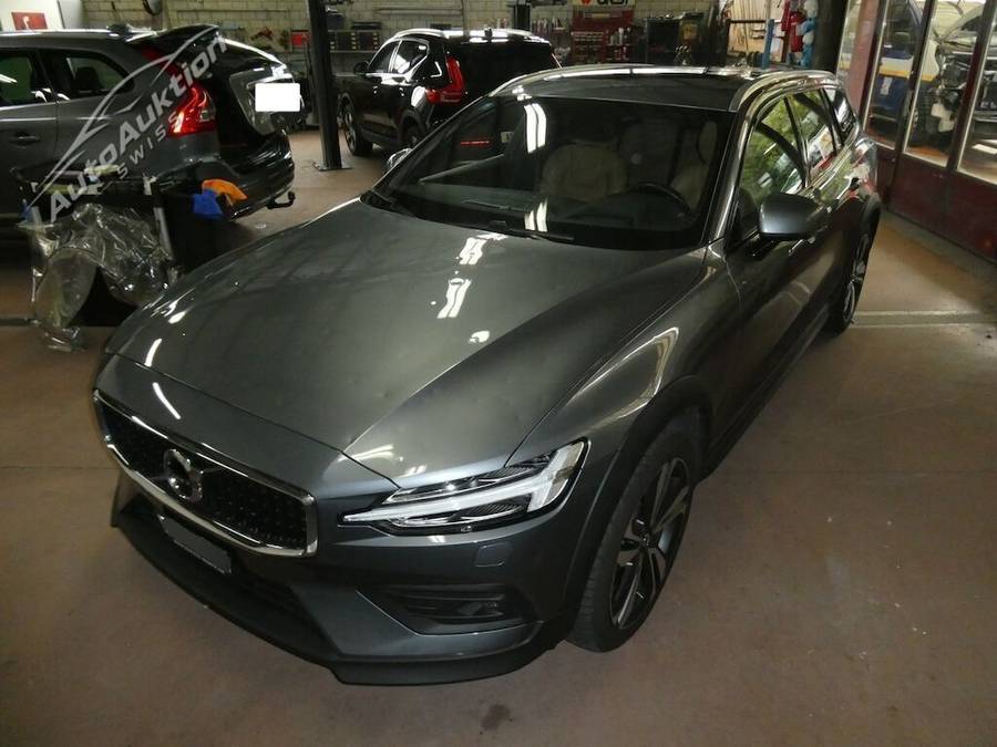 Volvo V60 Cross Country 2.0 D4 AWD