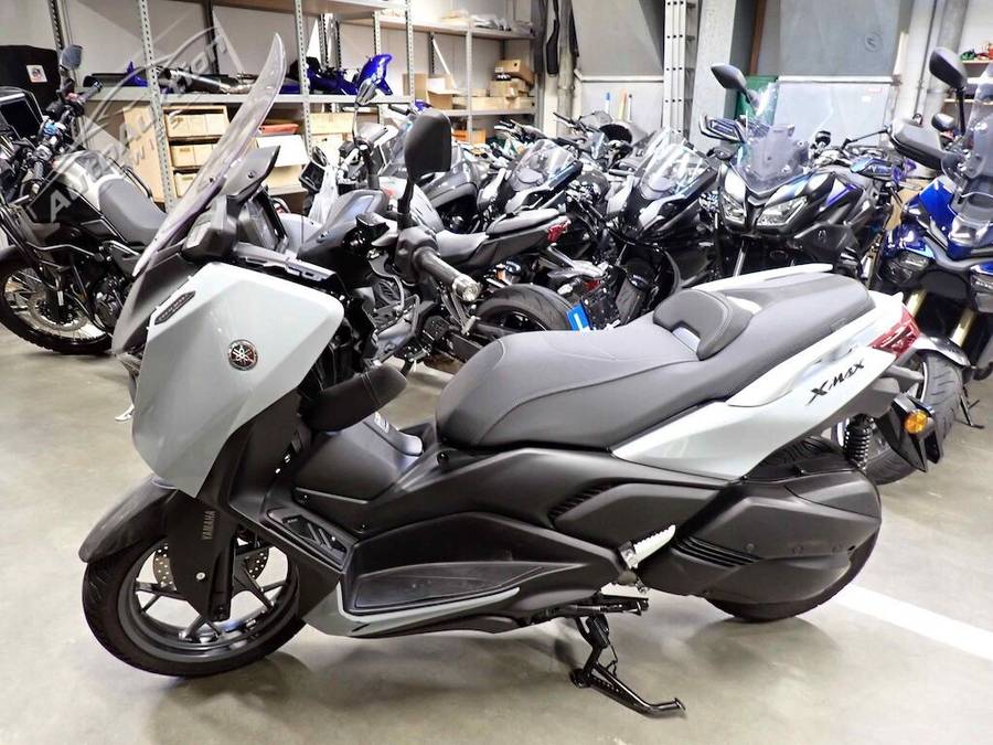 YAMAHA X-MAX 300 TECH MAX