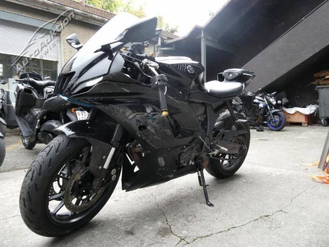 Yamaha R7 ABS 001 R7