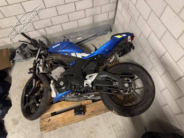 Suzuki GSX  R 125