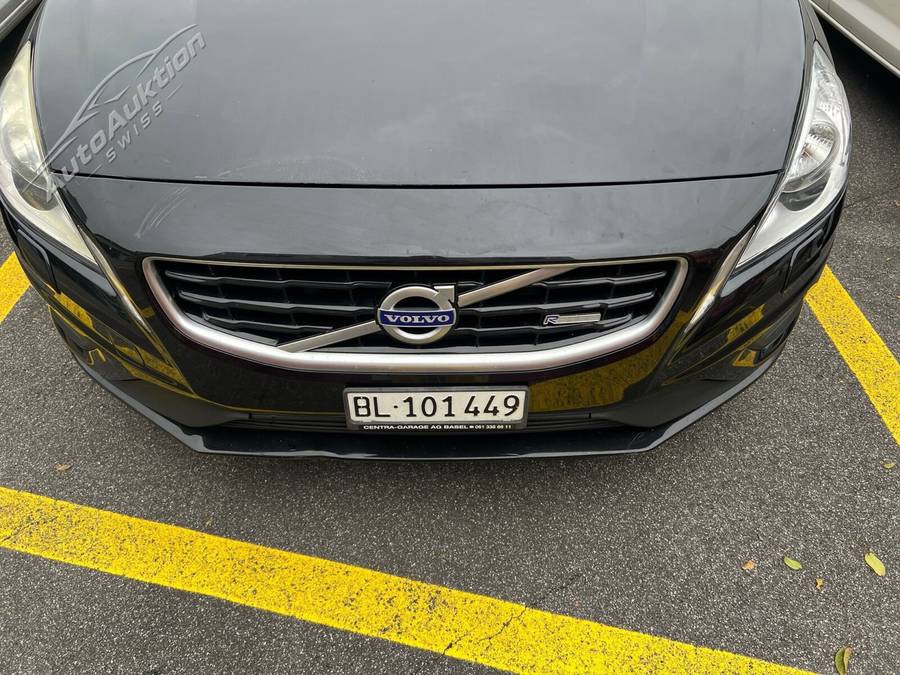 VOLVO V60 T4