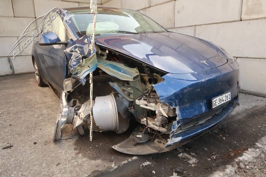Tesla Model Y