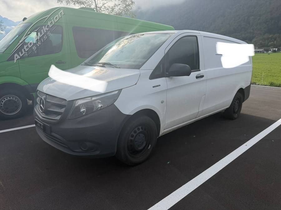 MERCEDES-BENZ eVito