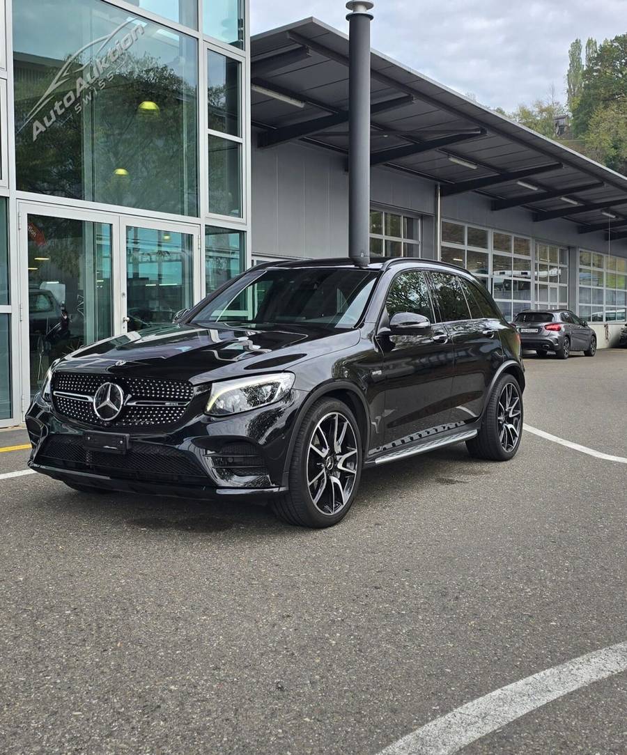 MERCEDES-BENZ AMG GLC 43