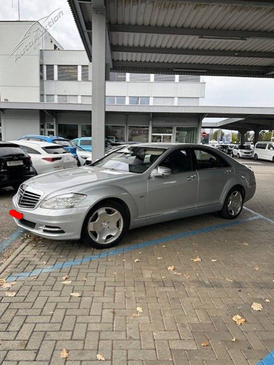 MERCEDES-BENZ S 500 4m