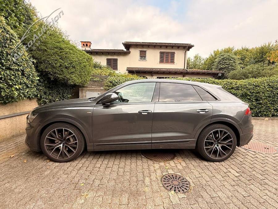 Audi Q8 50 TDI quattro