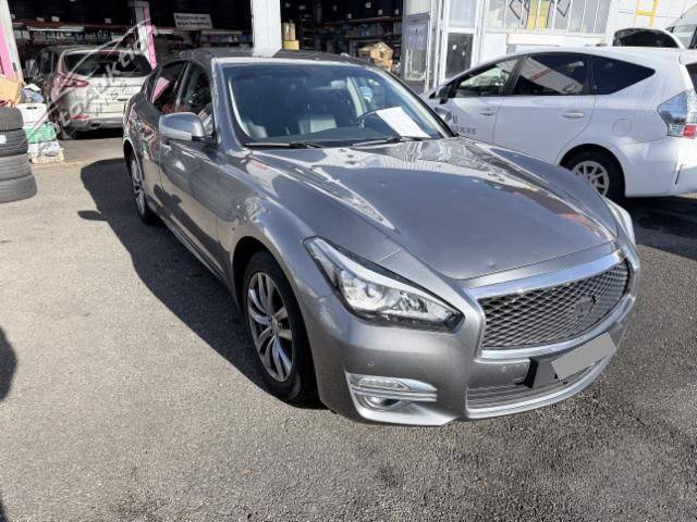 Infiniti Q70 2.2d Premium