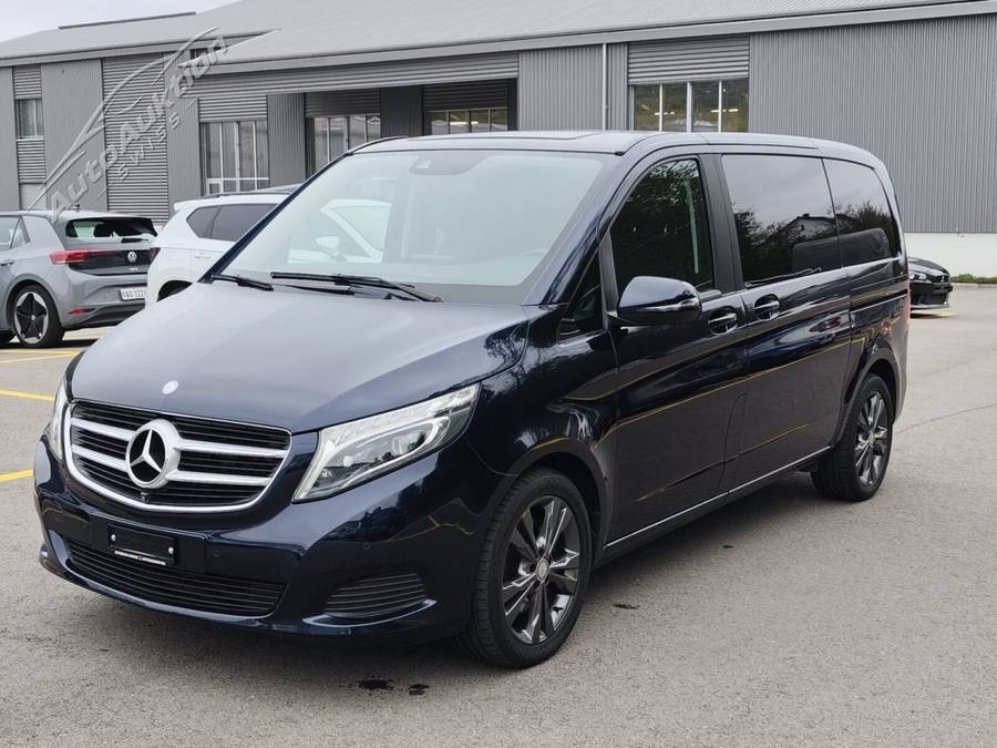 MERCEDES-BENZ V220