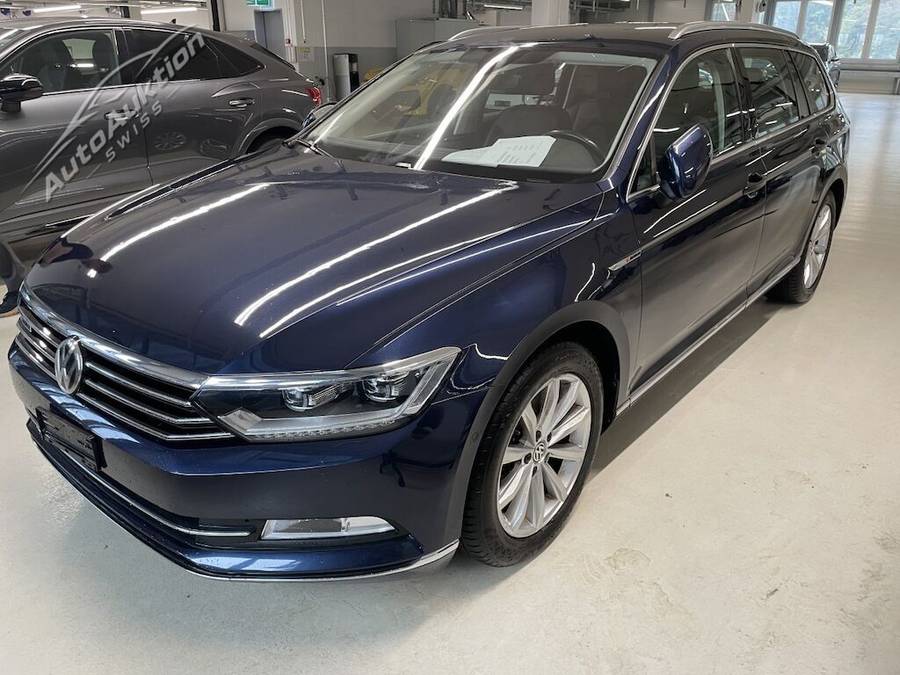 VW Passat Variant 2.0 TDI 190 SCR Highl. DSG 4m
