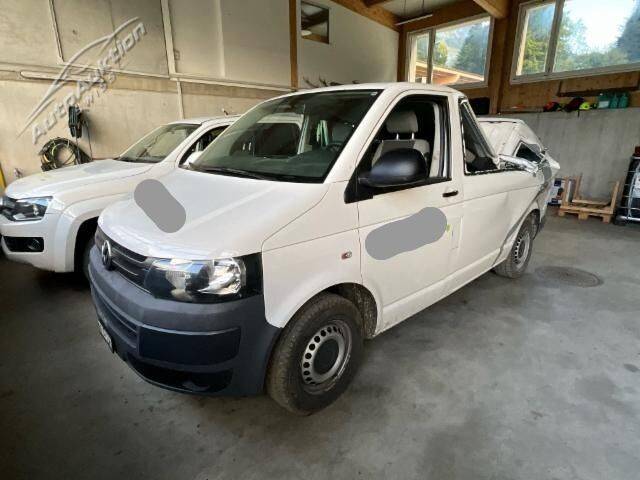 VW T5 Kombi 3000 2.0 TDI 140 BMT 4m