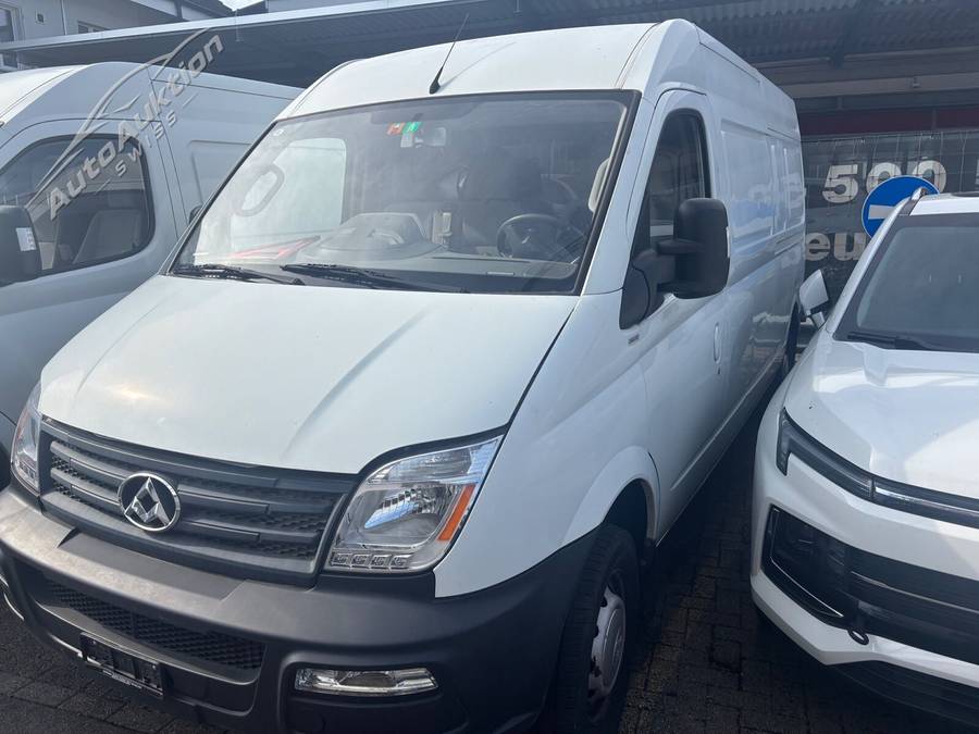 MAXUS V80